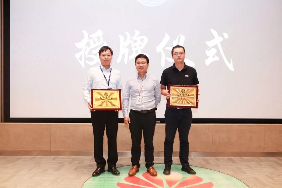 湃?？萍迹诳萍? border=